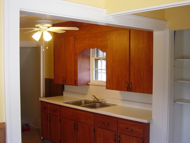 Photo - 803 19th St NW