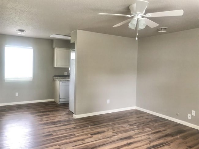 Photo - 419 S Cleveland St Unit B