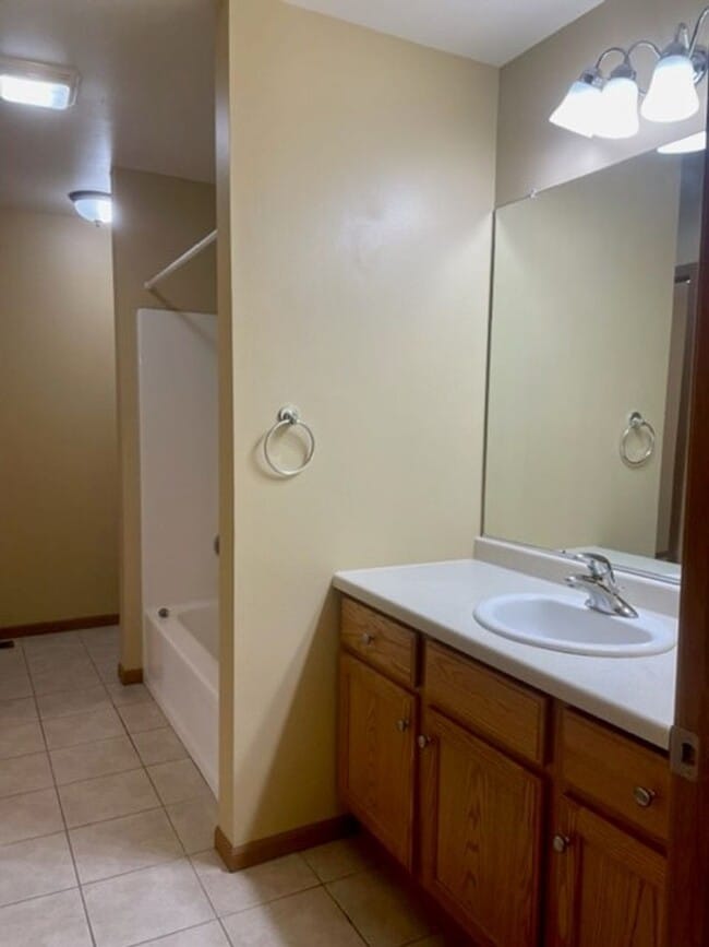 Photo - 3566-3572 East Meadows Place Unit 3568