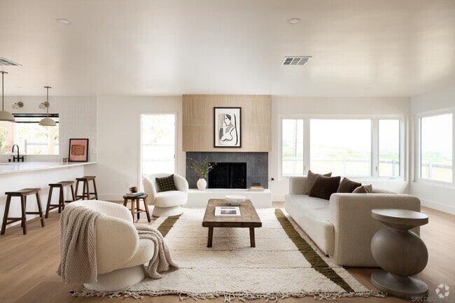 Building Photo - 1776 Archer St Rental