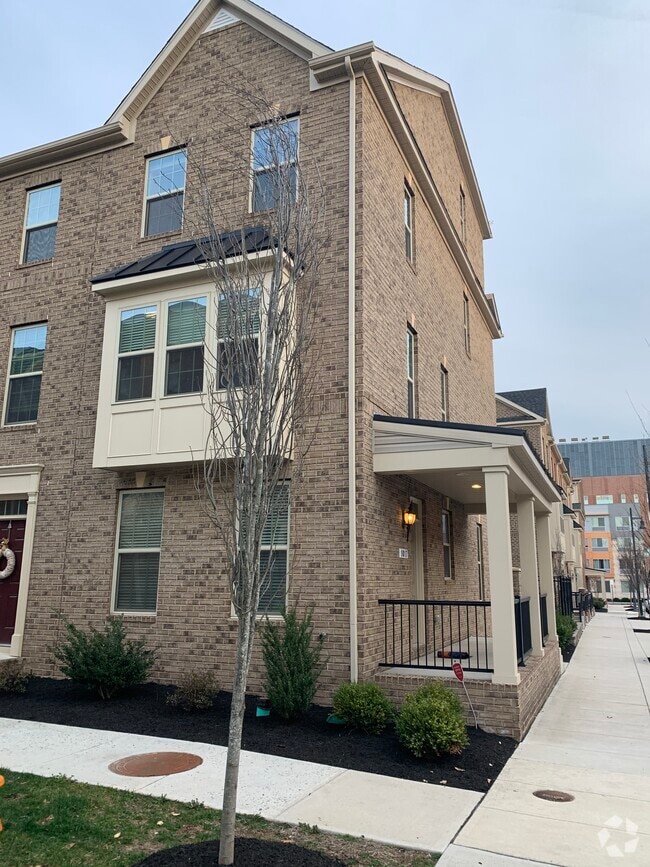 Building Photo - 1017 McDonogh St Rental