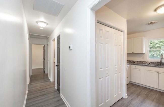 Photo - 1804 Freeman St