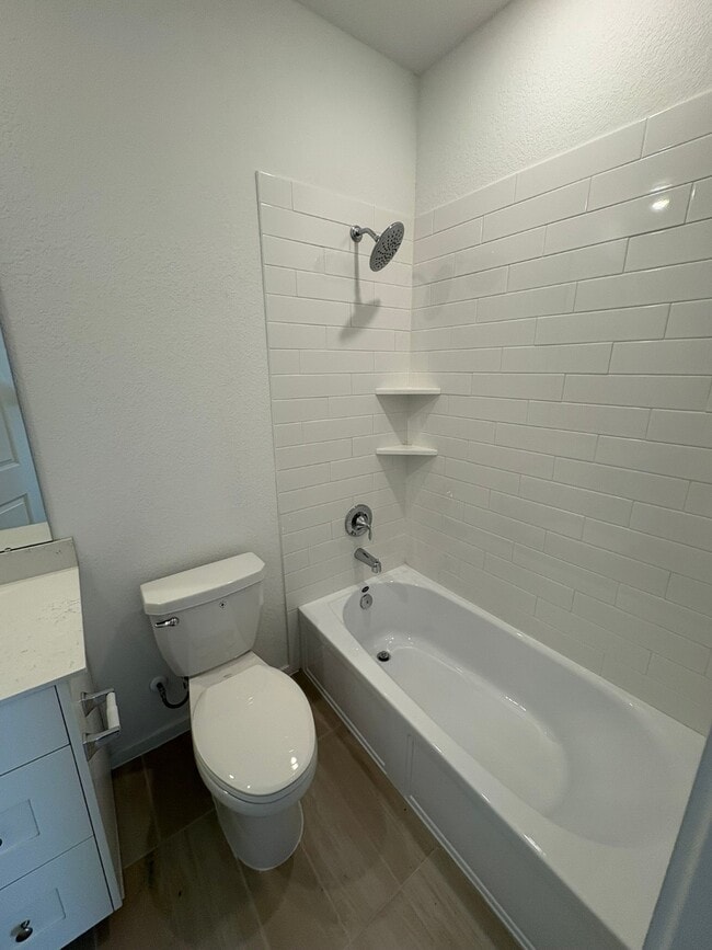 Photo - 6419 Seafoam Lake Dr
