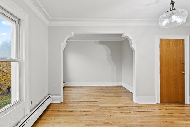 Den - 275 8th St Unidad 4