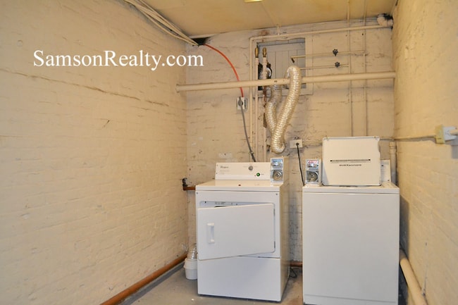 Photo - 314 Angell St Unidad 3