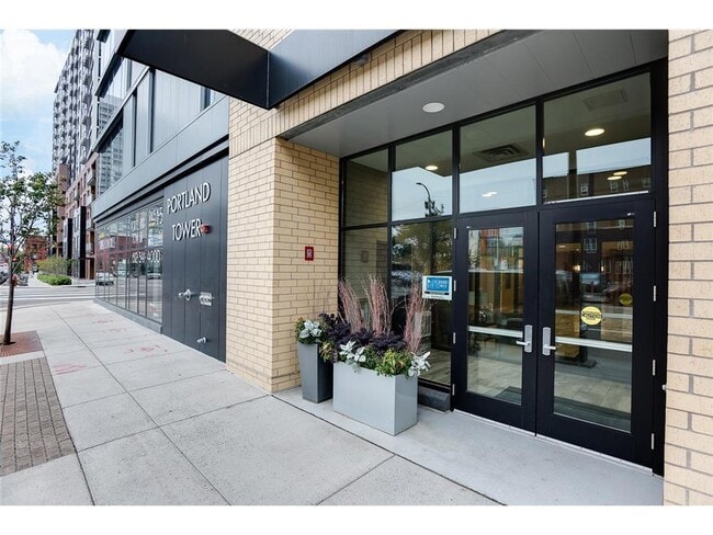 Photo - 740 Portland Ave Unidad 603