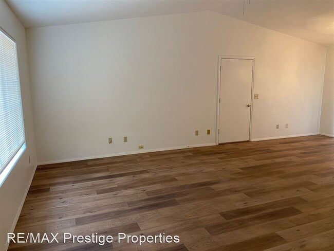 Photo - 7778 E Pioneer Dr Condo