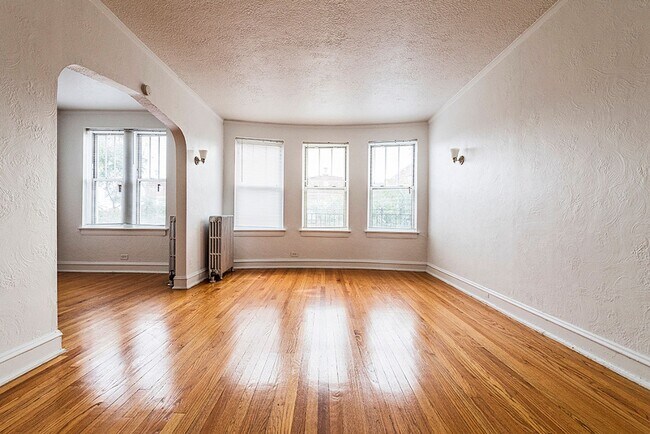 222 E 109th