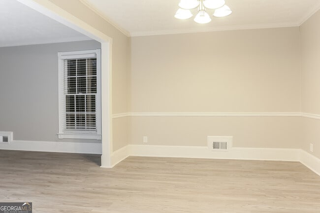 Photo - 5132 Clearwater Dr SW