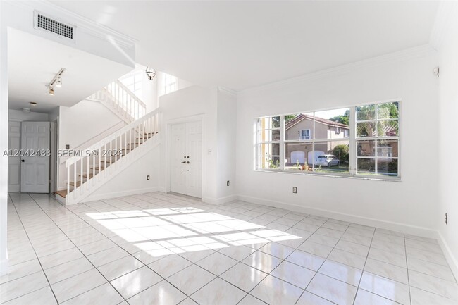 Photo - 4671 SW 154th Ave