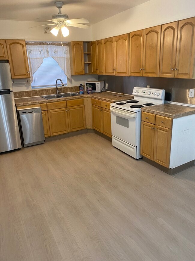 Photo - 1588 NE 110th St Unit 1