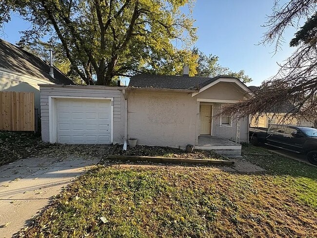 Building Photo - 6113 Spaulding St