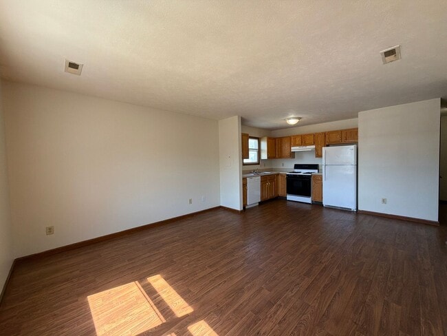 Photo - 209 Stonewall Ct Unit APT. 3