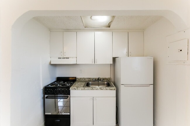 Photo - Newly renovated studio apartment in Hollywood, Florida Unidad E