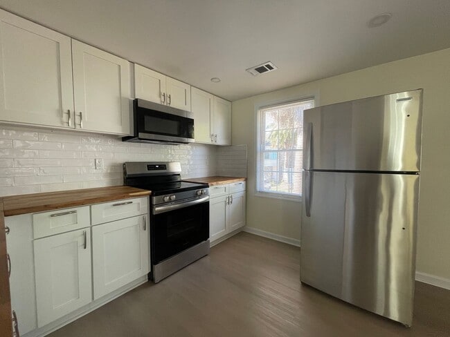 Photo - 203 17th St Unidad Upper