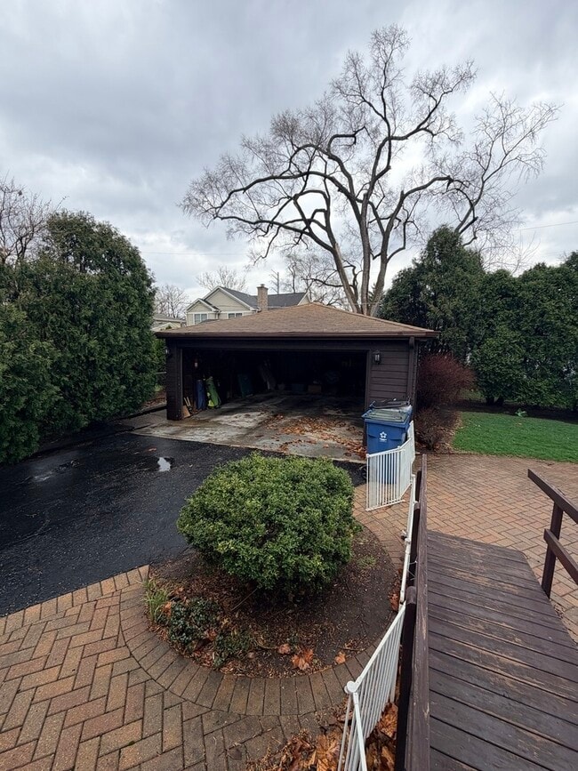 Photo - 137 Richard Ave