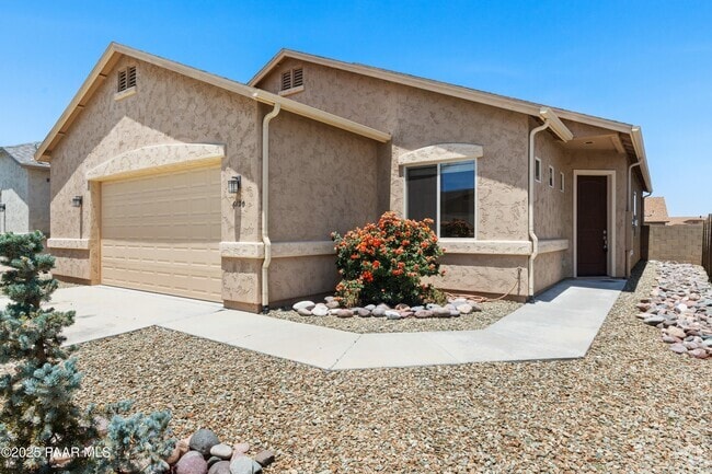 Building Photo - 6120 Livingston Loop Rental