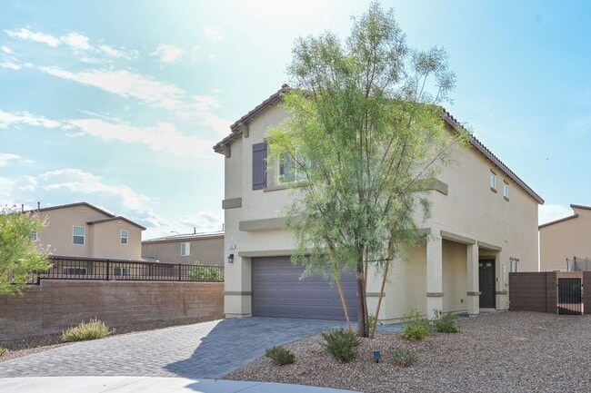 NW!! Gated!! Built 2023!!!! Corner Lot!! Low Maintenance Desert Landscape Front!! Patio & Synthet...