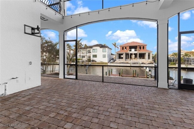 Photo - 405 Tradewinds Ave