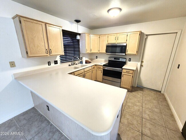 Photo - 7545 W Kerry Ln