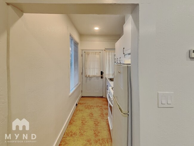 Photo - 82 George St