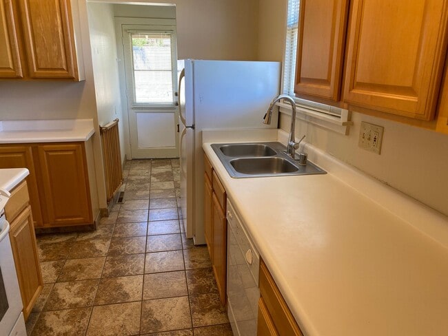 Photo - Cute Monterey Home