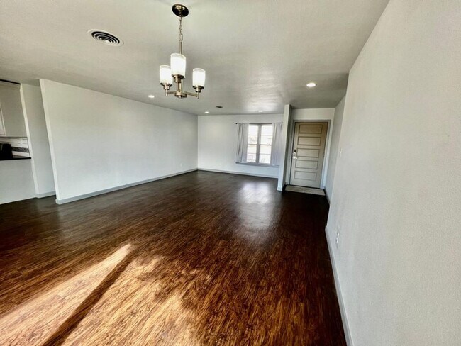 Photo - 5403 13th St