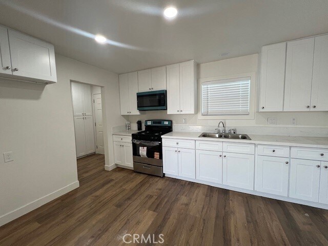 Photo - 1141 W Mill St