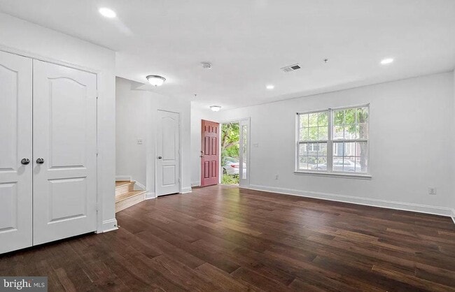 12710 Horseshoe Bend Cir