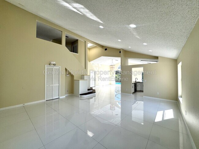 Photo - 2985 Viscount Cir