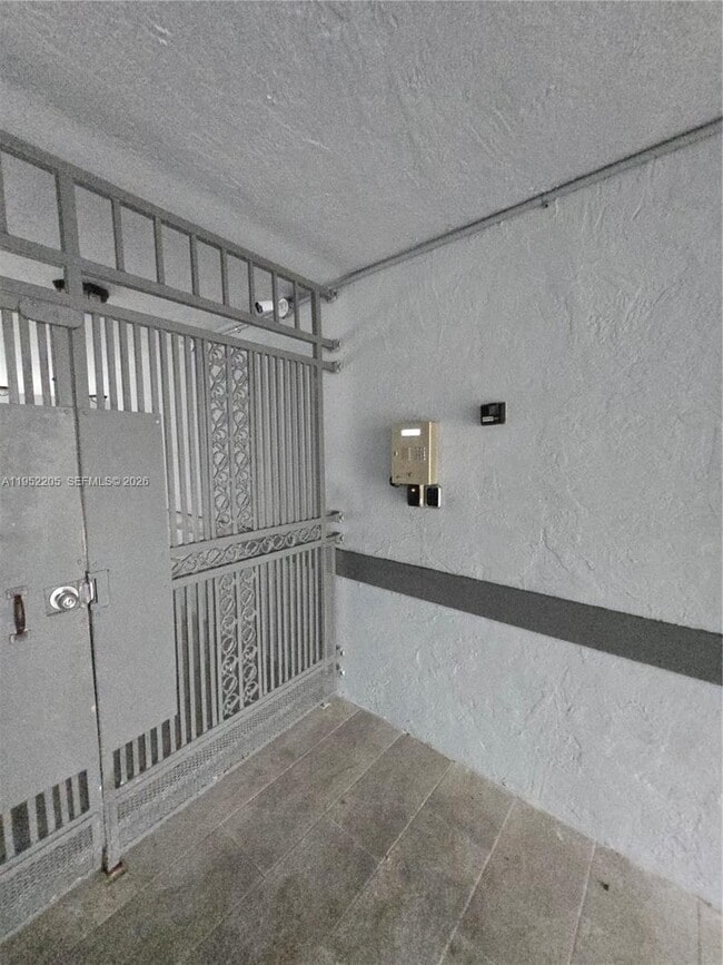 Photo - 12219 SW 14th Ln Unidad 2110