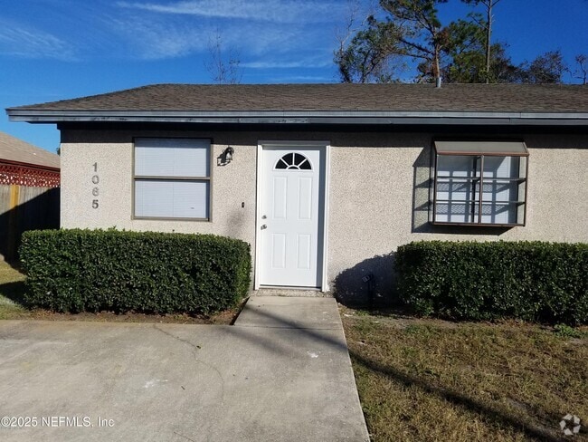 Building Photo - 1065 Stocks St Rental