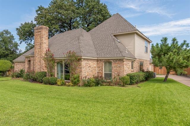 Photo - 704 Shady Ln