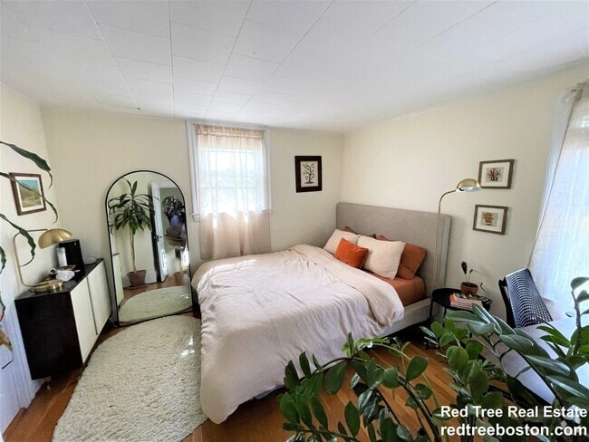 Building Photo - 49 Jerome Ave Rental