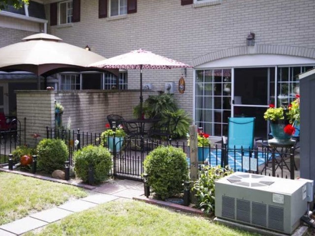 Apartments For Rent In Indianapolis In | Fountain Lake Villas