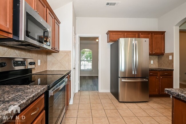 702 Cedar Cove Dr