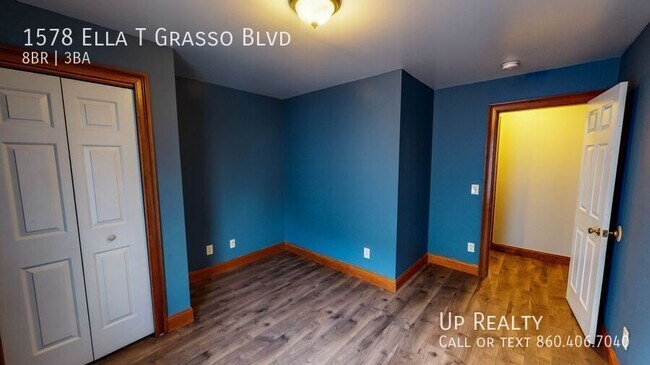 Photo - 1578 Ella T Grasso Blvd