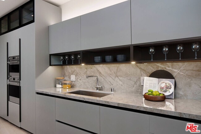 Photo - 2354 Riverside Dr