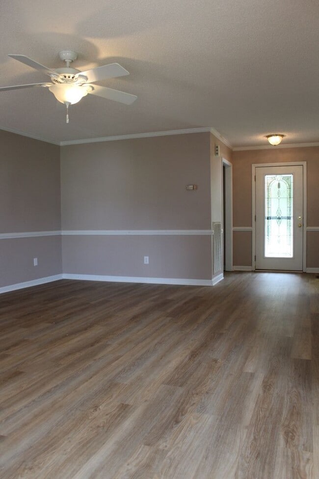 Photo - Aarons Place