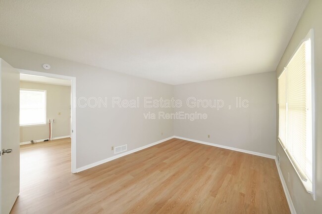 Photo - 251 Hog Farm Cir