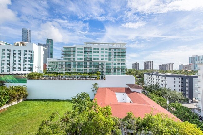 Photo - 201 SW 17th Rd