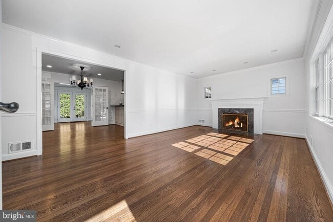 Photo - 2718 S June St