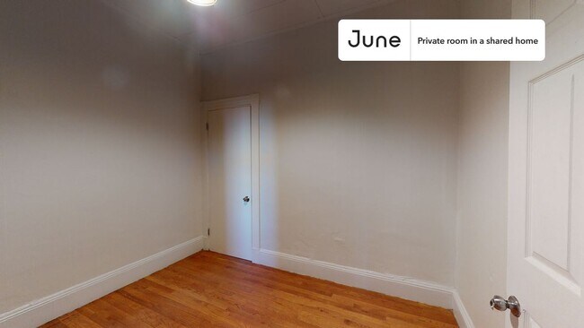 Photo - Room in Shared 4 bed/1 bath home Unidad B