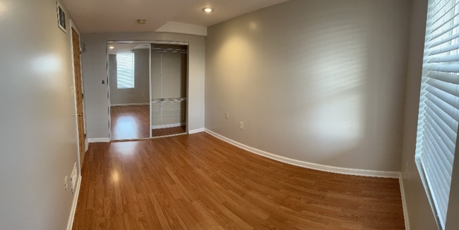 Photo - 5040 Walsh Ave Unidad 2