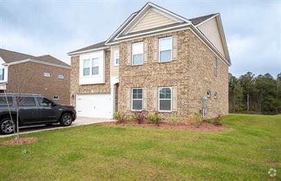 Building Photo - Available mid June! Rental