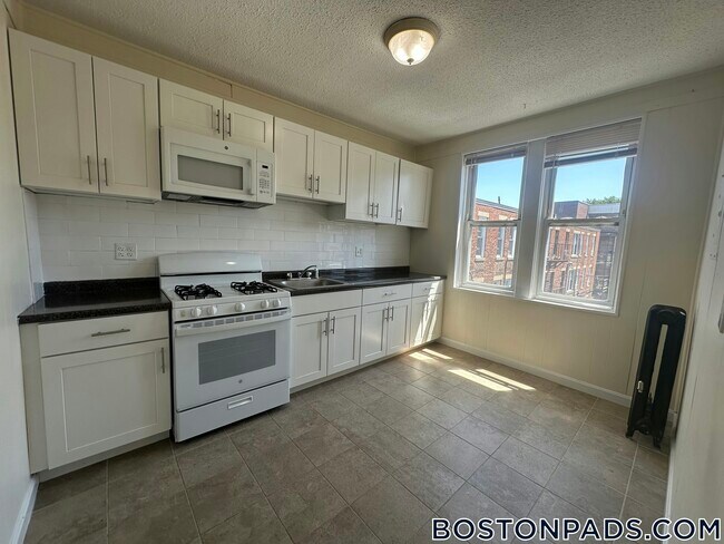 Photo - 520 Cambridge St Unit 7A
