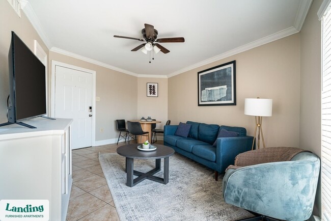 Photo - 1925 N 3rd St Unidad 417.1405983