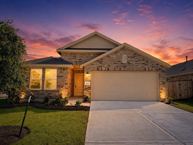 Building Photo - 1634 Blue Cypress Dr