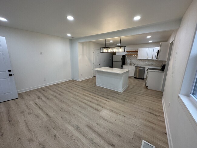 Photo - 519 Elgin St