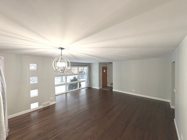 Photo - 9128 Birch Ave